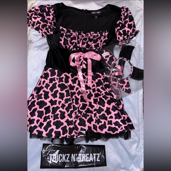 Dolls Kill Sugar Thrillz costume - Picture 1 of 10